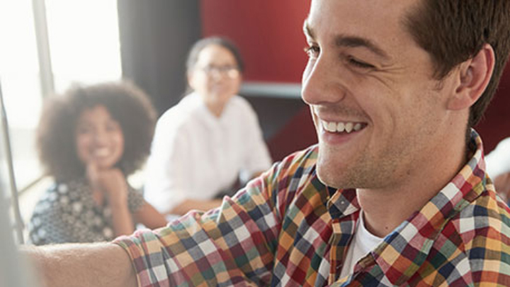 Comment raser sa barbe correctement
