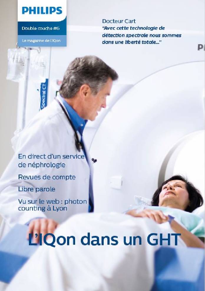 un m&eacute;decin regardant un patient