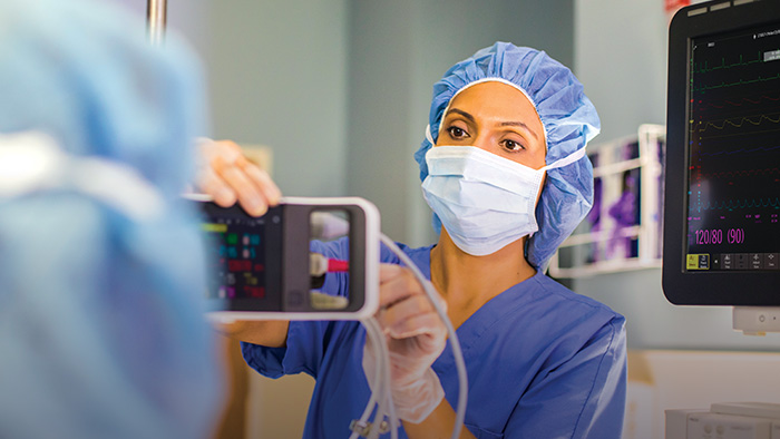 Moniteur Philips IntelliVue &eacute;quip&eacute; de la technologie rainbow&nbsp;SET