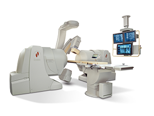 un &eacute;quipement m&eacute;dical avec des moniteurs