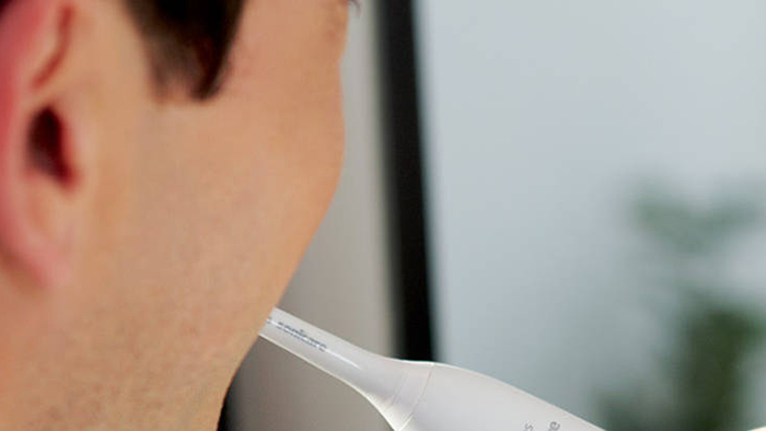 Gencives sensibles : que faire ?