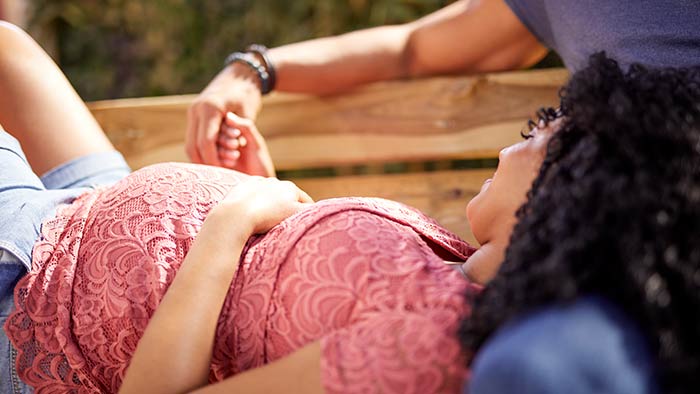 Gencives et grossesse : garder des dents saines 