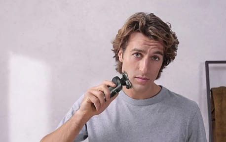 Rasoir &agrave; t&ecirc;tes rotatives ou rasoir &agrave; grille ?