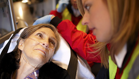 Acc&eacute;l&eacute;ration de la prise en charge des cas de STEMI