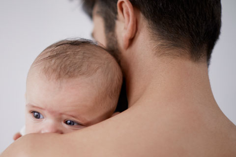 Reflux du nourrisson : sympt&ocirc;mes & solutions