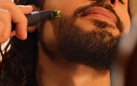 Dessiner sa barbe et les contours d’une barbe